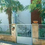 And Josipa Apartment *