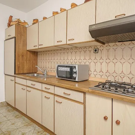 And Josipa Appartement Vodice