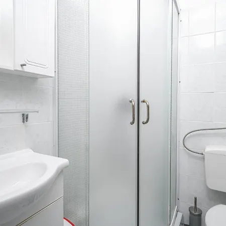 And Josipa וודיצה