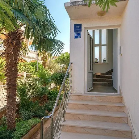 And Josipa Apartment