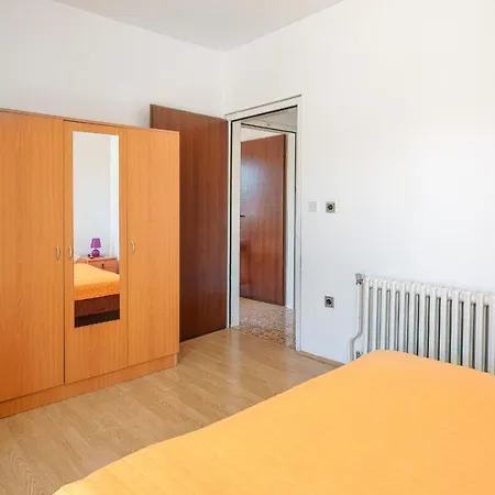 And Josipa Apartment