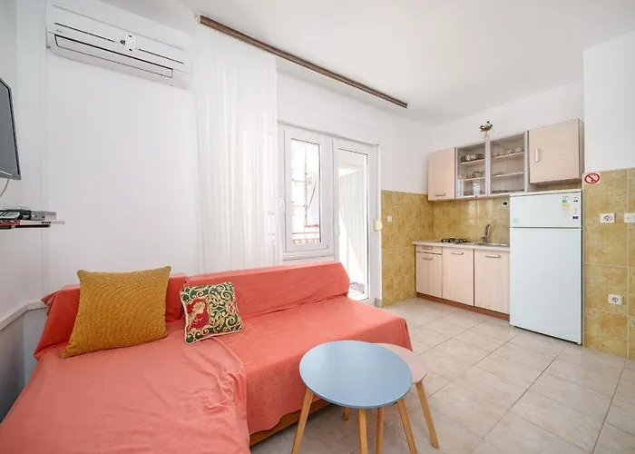 Apartamento And Josipa *