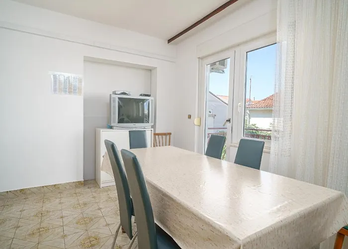 Apartamento And Josipa *